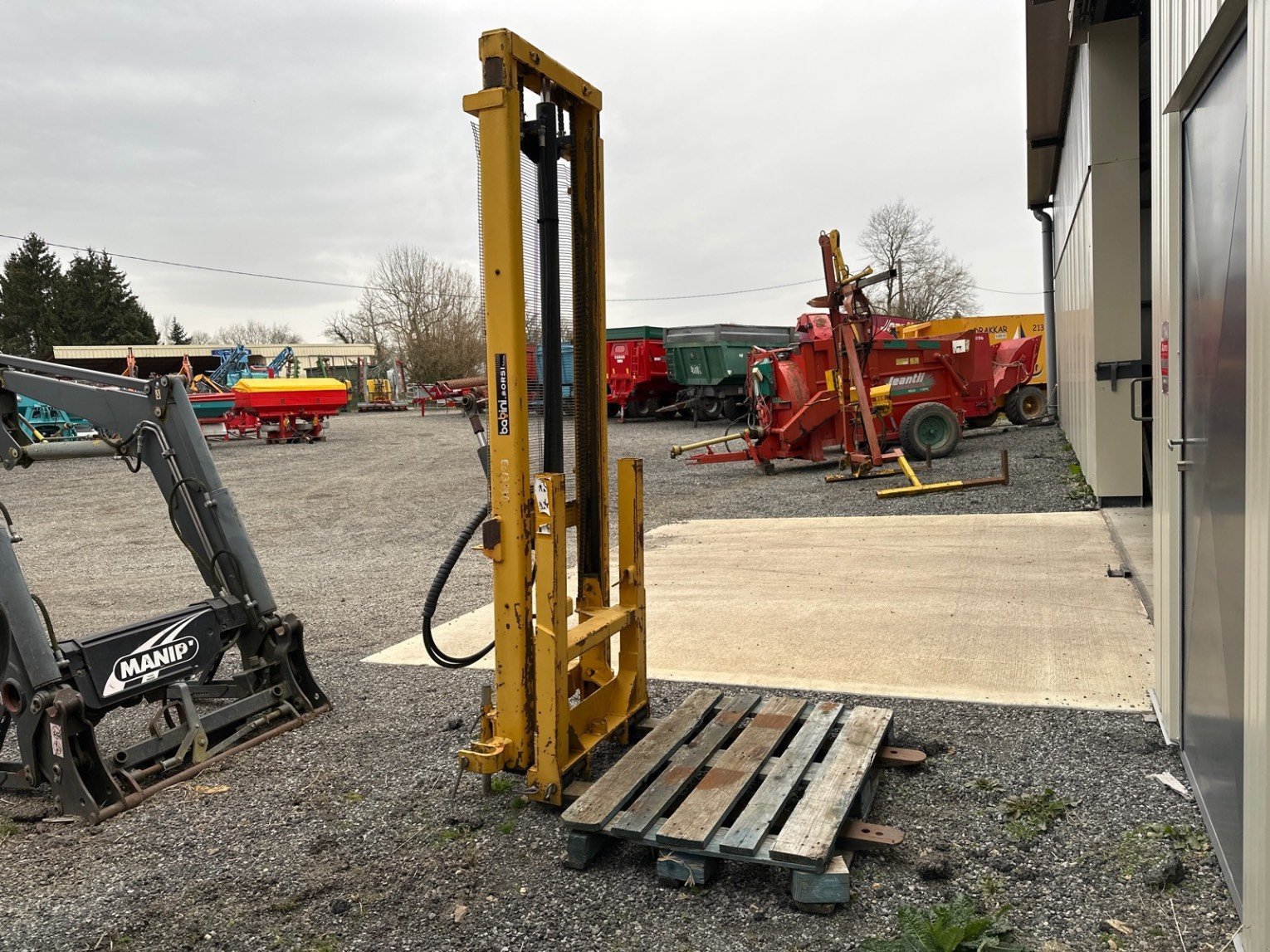 Sonstiges типа Orsi Porte-palette HS 15 380 Orsi, Gebrauchtmaschine в LA SOUTERRAINE (Фотография 3)