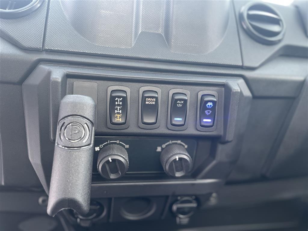 Sonstiges des Typs Polaris Ranger Kinetic EV T3B 60 km/t traktor. Inkl Lukket kabine med varme, Gebrauchtmaschine in Holstebro (Bild 11)