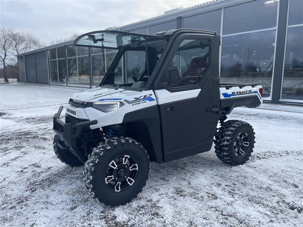 Sonstiges des Typs Polaris Ranger Kinetic EV T3B 60 km/t traktor. Inkl Lukket kabine med varme, Gebrauchtmaschine in Holstebro (Bild 4)