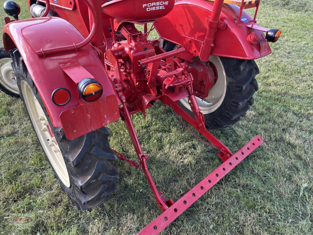 Sonstiges des Typs Porsche Junior 108 mit Mähwerk, Gebrauchtmaschine in Trochtelfingen (Bild 10)