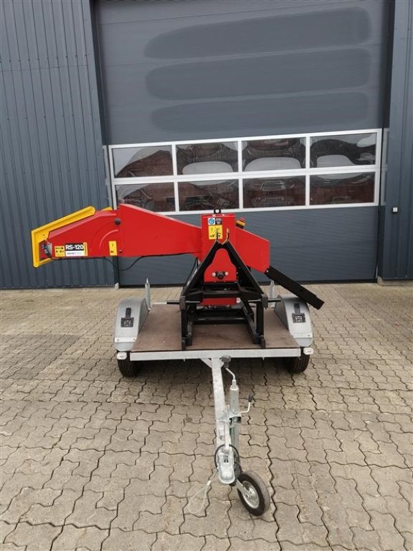 Sonstiges typu Remet Træhugger på trailer med benzin motor Rs120, Gebrauchtmaschine v Vinderup (Obrázek 1)