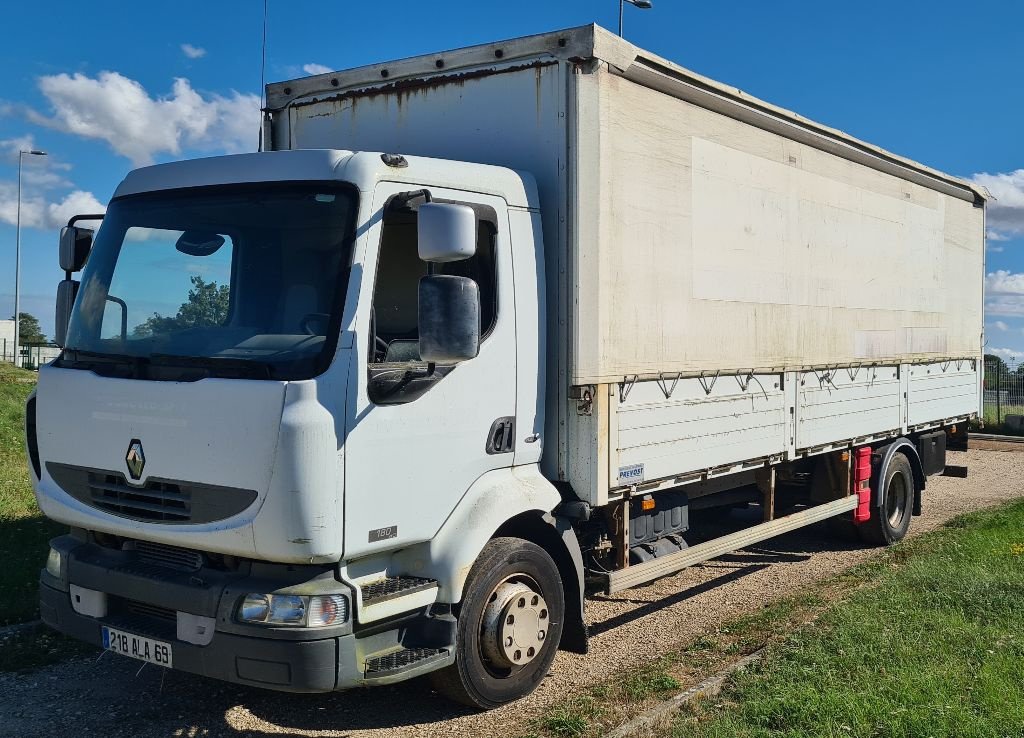 Sonstiges typu Renault MIDLUM DCI 180, Gebrauchtmaschine v BAZAINVILLE (Obrázek 2)