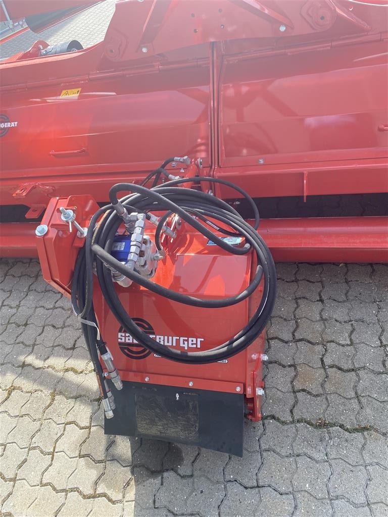 Sonstiges типа Sauerburger ALBATROS 6400 Med hydr. midter slagleafpudser, Gebrauchtmaschine в Maribo (Фотография 6)