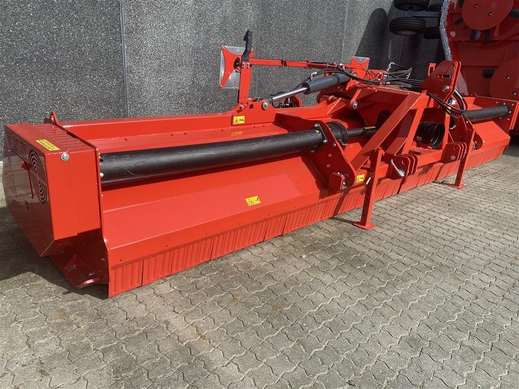 Sonstiges типа Sauerburger ALBATROS 6400 Med hydr. midter slagleafpudser, Gebrauchtmaschine в Maribo (Фотография 2)