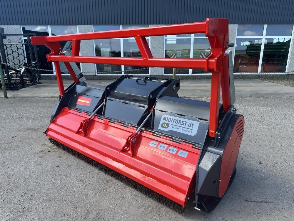 Sonstiges typu Seppi Seppi Midiforst DT 250 grenknuser, Gebrauchtmaschine v Dronninglund (Obrázek 1)