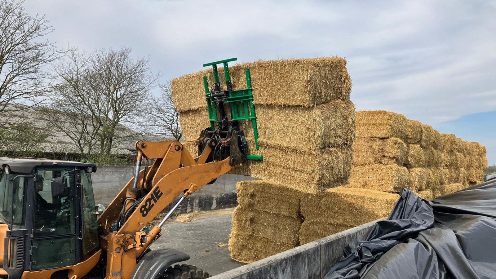 Sonstiges tipa Sonstige -C320 Ballefork med hydrauliske fangarme, Gebrauchtmaschine u Løgumkloster (Slika 2)