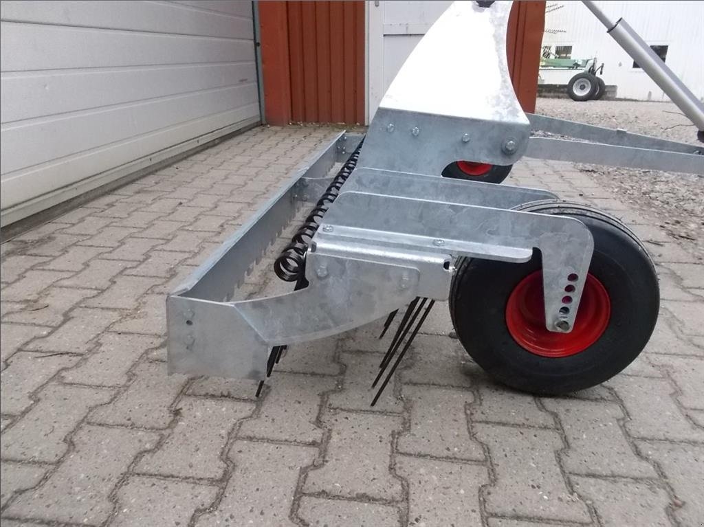 Sonstiges a típus Sonstige - Gårdspladsrive til ATV / UTV / havetraktor 190 cm med planerplanke, Gebrauchtmaschine ekkor: Roslev (Kép 9)