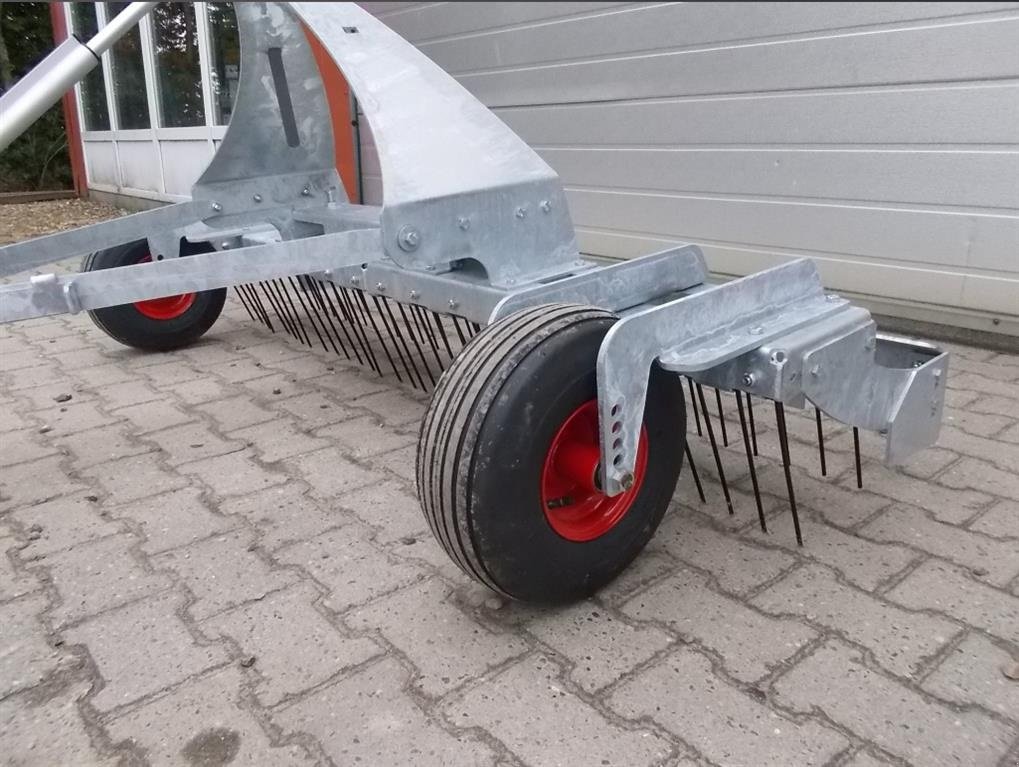 Sonstiges of the type Sonstige - Gårdspladsrive til ATV / UTV / havetraktor 240 cm med planerplanke, Gebrauchtmaschine in Roslev (Picture 11)