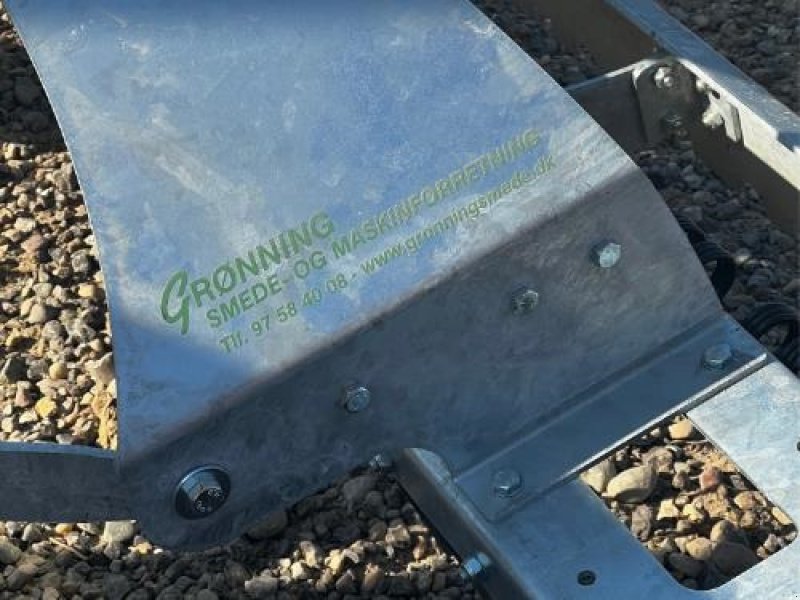 Sonstiges des Typs Sonstige - Gårdspladsrive til gaffeltruck 240 cm med planerplanke, Gebrauchtmaschine in Roslev (Bild 7)