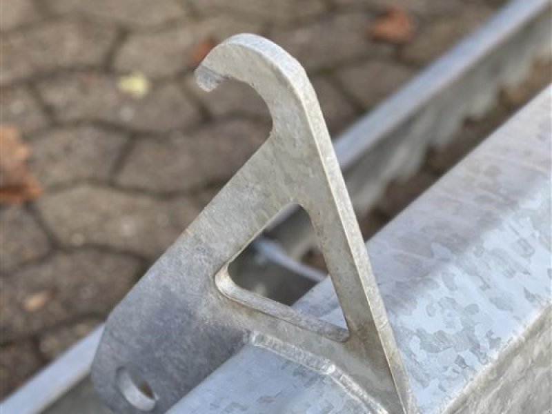 Sonstiges Türe ait Sonstige - Gårdspladsrive til minilæsser 190cm, Gebrauchtmaschine içinde Roslev (resim 1)