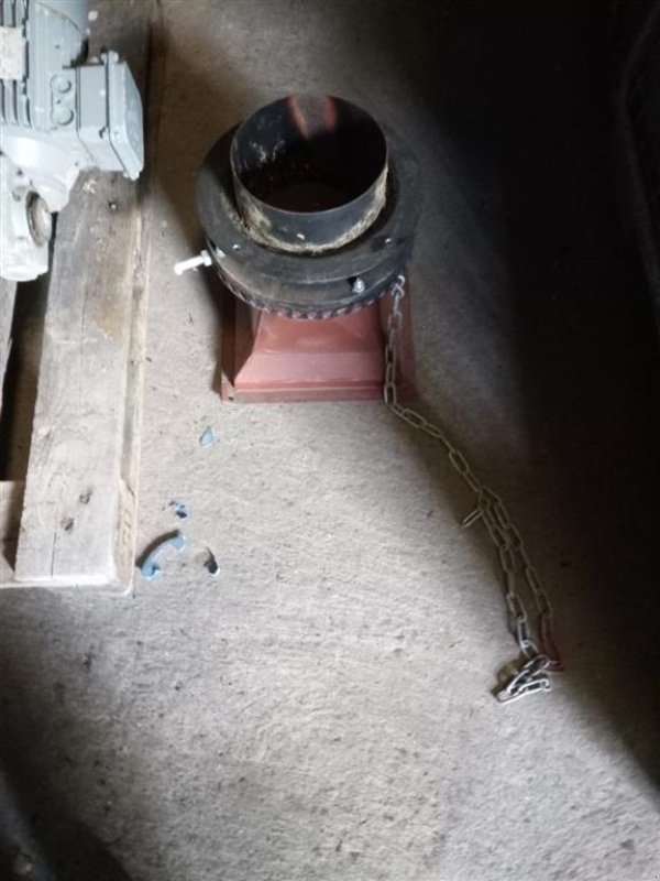 Sonstiges tipa Sonstige 1 stk. Kornkaster P 4 med indløbstragt, Gebrauchtmaschine u Egtved (Slika 4)