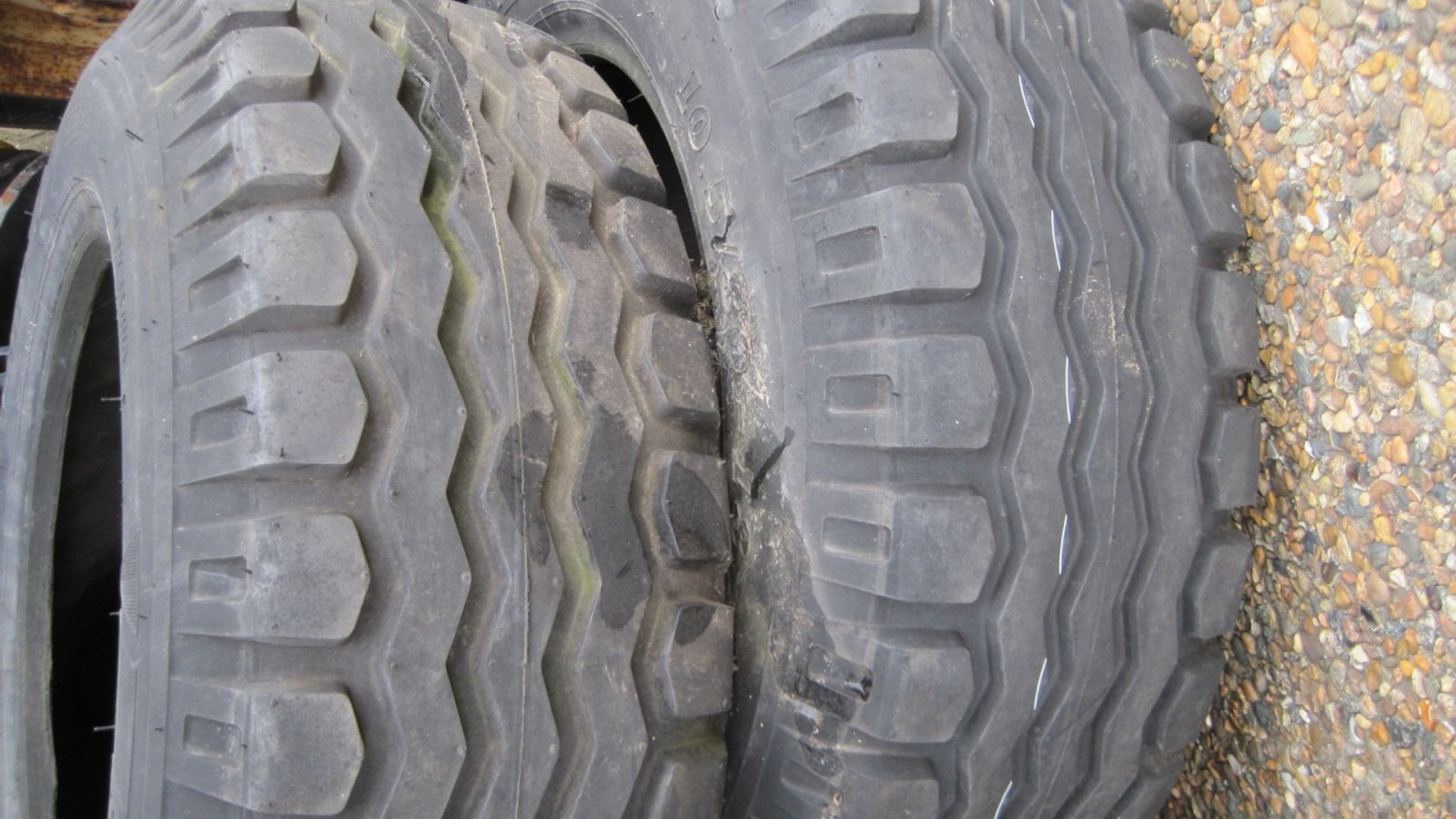 Sonstiges типа Sonstige 10,5/80-18 bkt, Gebrauchtmaschine в Hammel (Фотография 3)