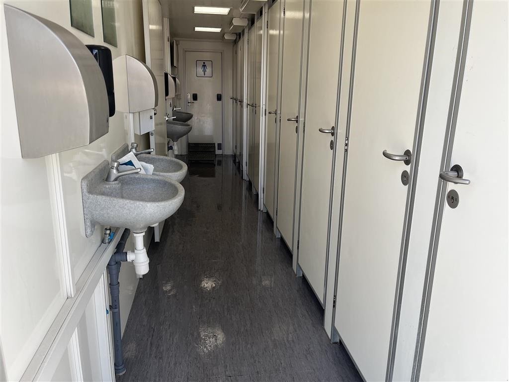 Sonstiges типа Sonstige 10  toilet vogn pæn og iorden, Gebrauchtmaschine в Rønnede (Фотография 8)