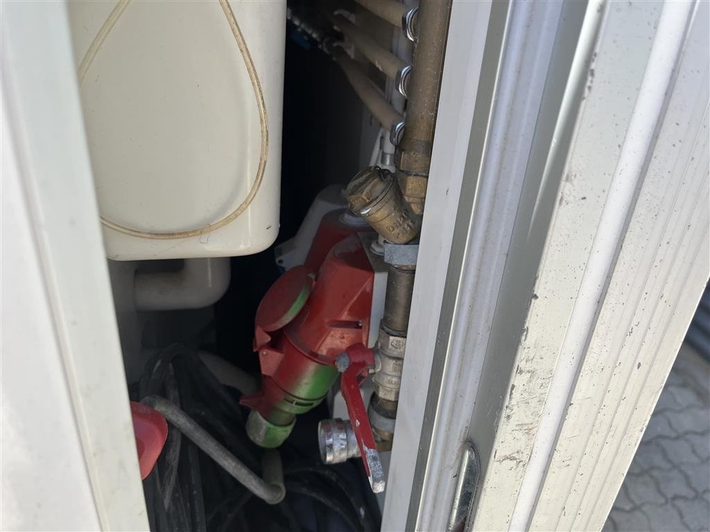 Sonstiges типа Sonstige 10  toilet vogn pæn og iorden, Gebrauchtmaschine в Rønnede (Фотография 19)