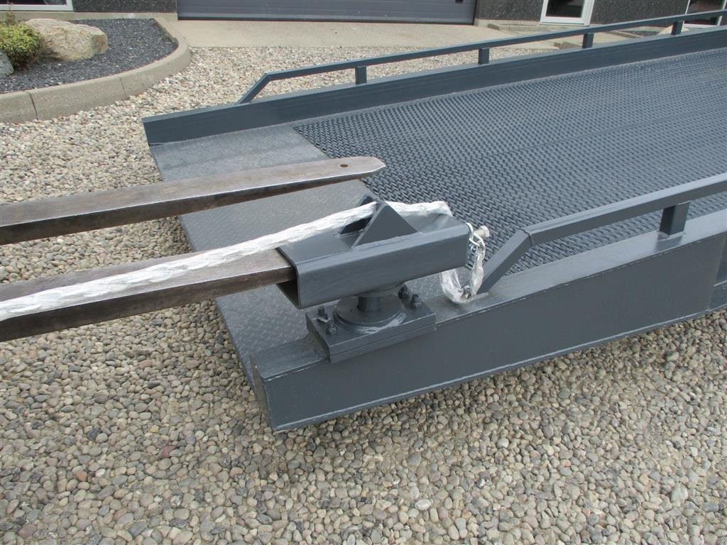 Sonstiges of the type Sonstige 10.0 Læsserampe stærk model til 10.000KG, Gebrauchtmaschine in Lintrup (Picture 7)