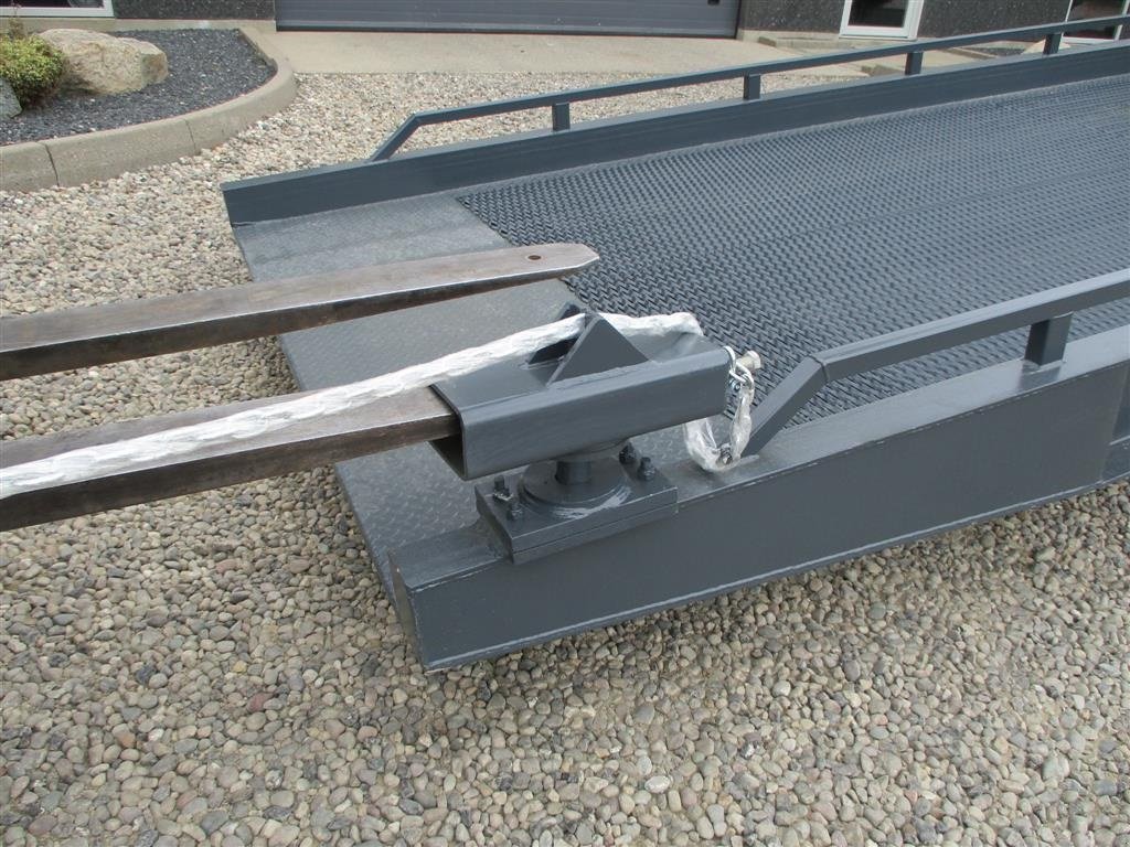 Sonstiges of the type Sonstige 10.0 Læsserampe stærk model til 10.000KG, Gebrauchtmaschine in Lintrup (Picture 24)