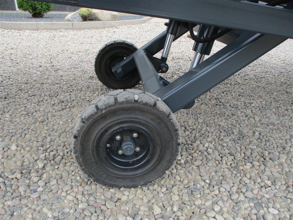 Sonstiges of the type Sonstige 10.0 Læsserampe stærk model til 10.000KG, Gebrauchtmaschine in Lintrup (Picture 16)