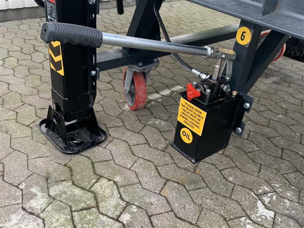 Sonstiges des Typs Sonstige 12 tons mobilrampe 10.30 meter læsserampe, Gebrauchtmaschine in Ringe (Bild 8)