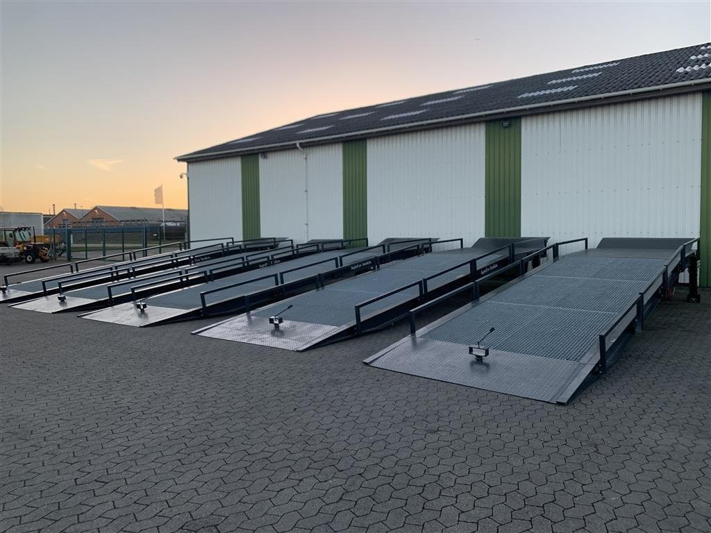 Sonstiges des Typs Sonstige 12 tons mobilrampe 10.30 meter læsserampe, Gebrauchtmaschine in Ringe (Bild 1)