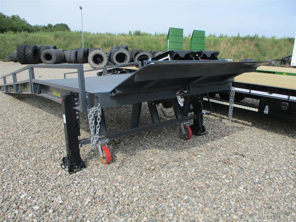 Sonstiges des Typs Sonstige 12 tons mobilrampe Med justerbare front læbe på, Gebrauchtmaschine in Lintrup (Bild 7)