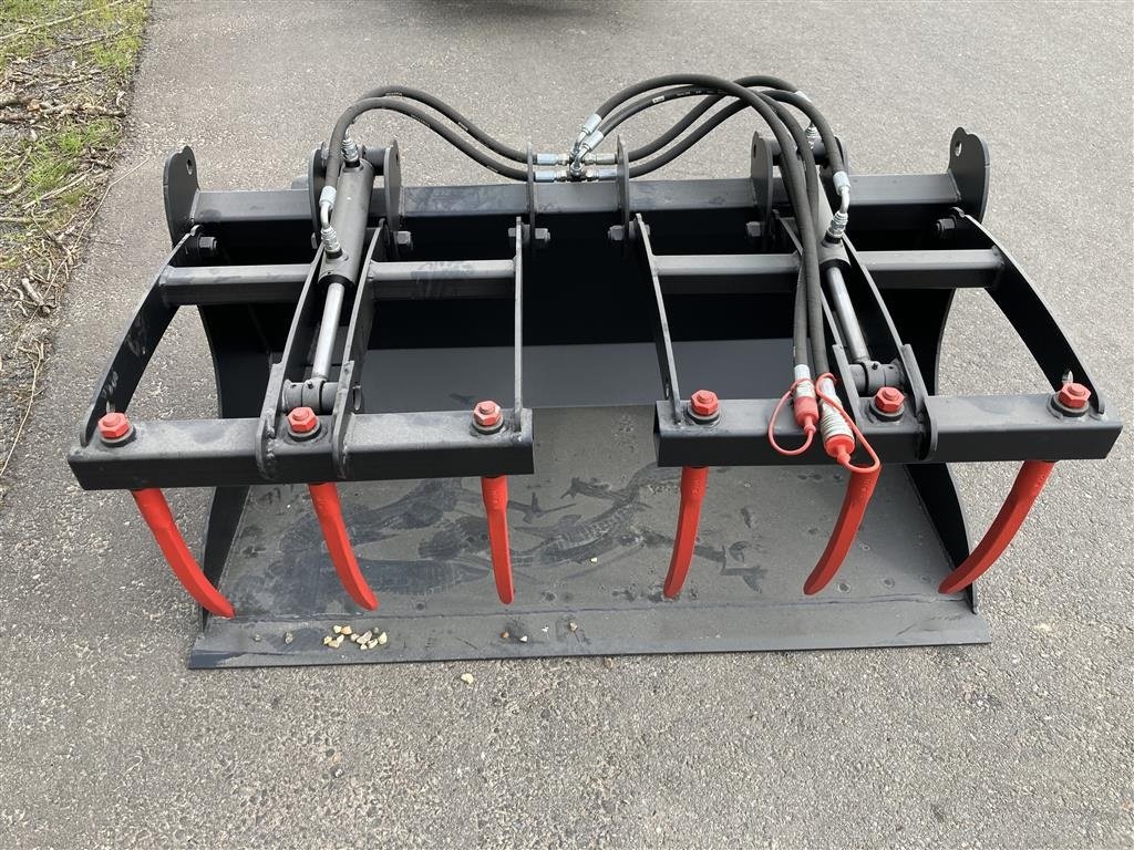 Sonstiges des Typs Sonstige 140 cm Siloklo 2 delt overfaldsgreb monteret med euroophæng, Gebrauchtmaschine in Roslev (Bild 9)