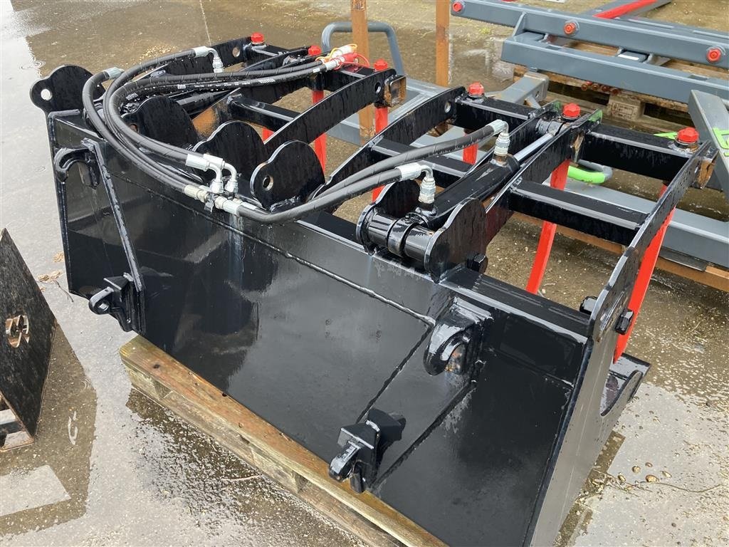 Sonstiges des Typs Sonstige 140 cm Siloklo 2 delt overfaldsgreb monteret med euroophæng, Gebrauchtmaschine in Roslev (Bild 7)