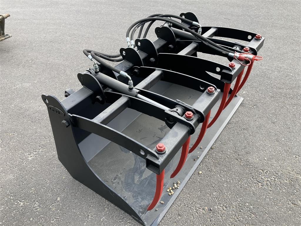 Sonstiges des Typs Sonstige 140 cm Siloklo 2 delt overfaldsgreb monteret med euroophæng, Gebrauchtmaschine in Roslev (Bild 10)