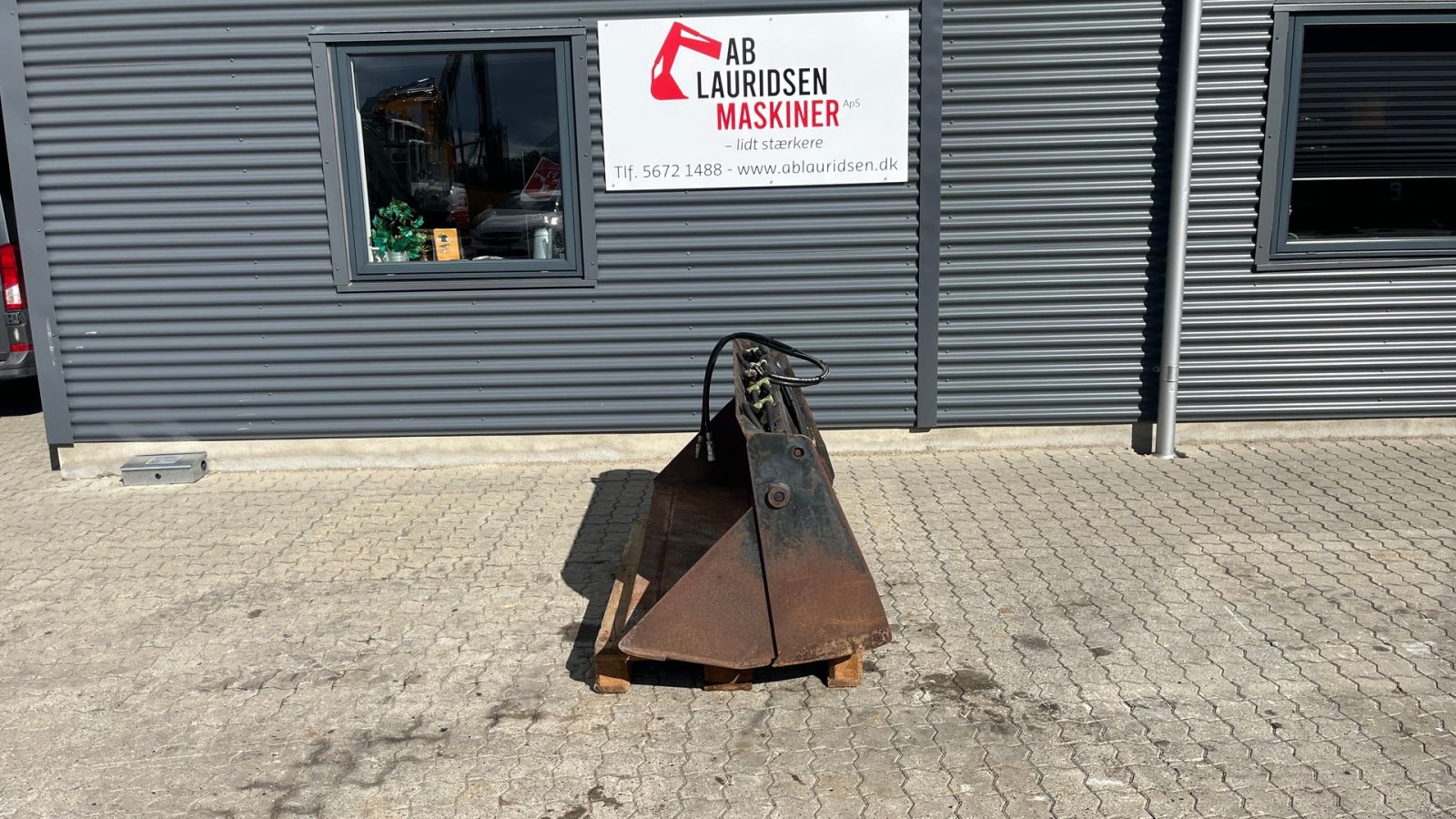 Sonstiges typu Sonstige 160 cm 4i1 skovl til minilæsser, Gebrauchtmaschine v Rønnede (Obrázek 1)