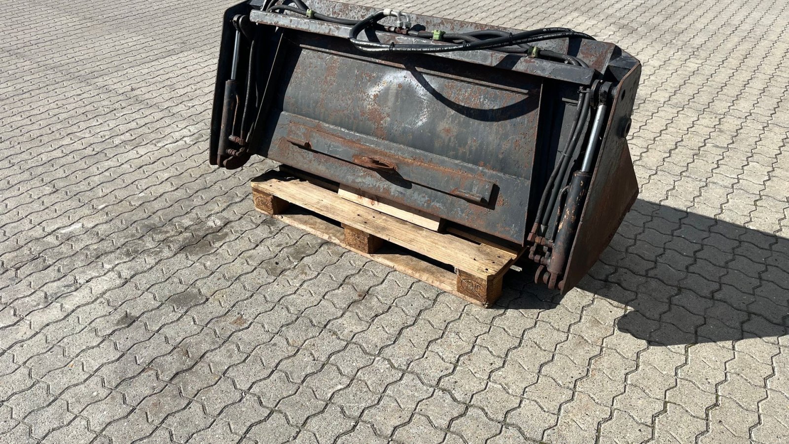 Sonstiges typu Sonstige 160 cm 4i1 skovl til minilæsser, Gebrauchtmaschine v Rønnede (Obrázek 3)