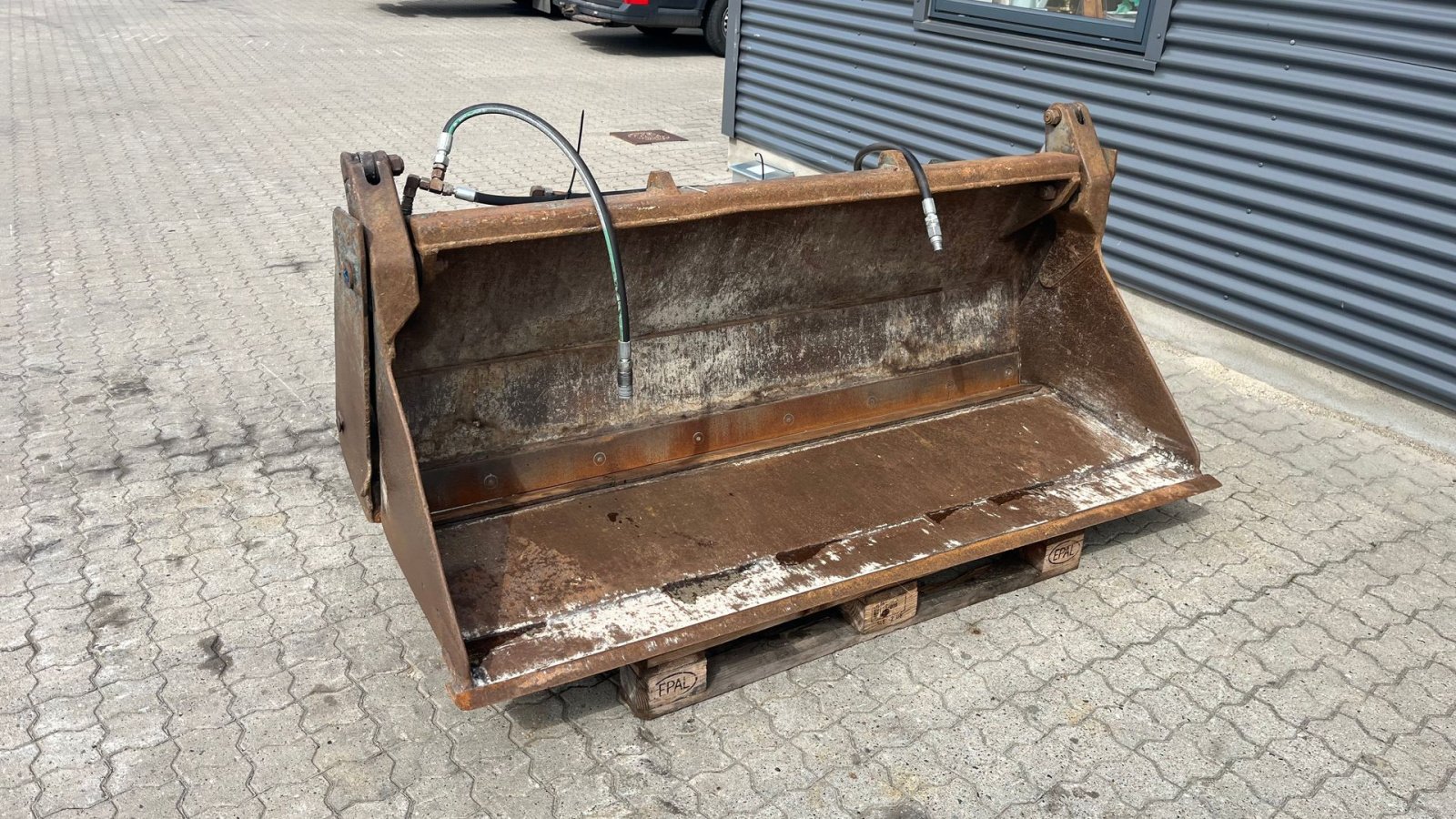 Sonstiges des Typs Sonstige 190 cm 4i1 skovl med volvo l30 fæste, Gebrauchtmaschine in Rønnede (Bild 2)