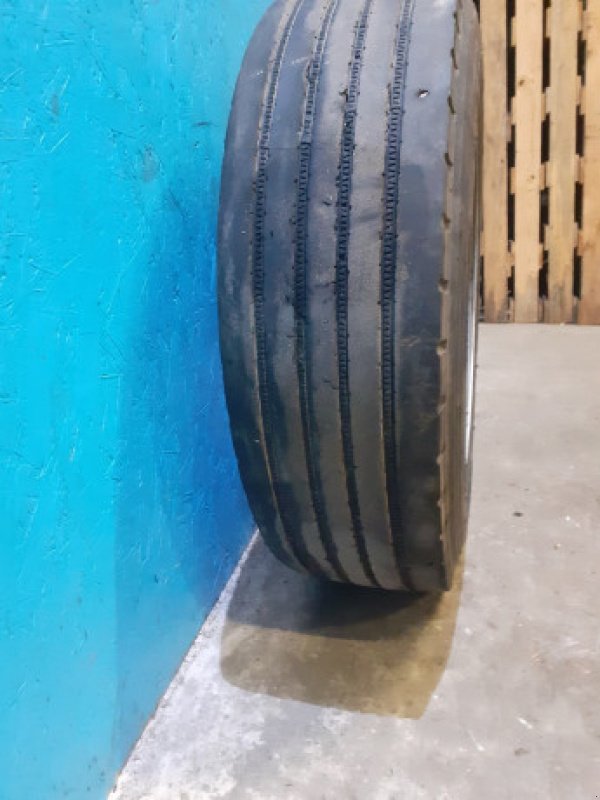 Sonstiges des Typs Sonstige 19.5"   285/70R19.5, Gebrauchtmaschine in Hemmet (Bild 8)