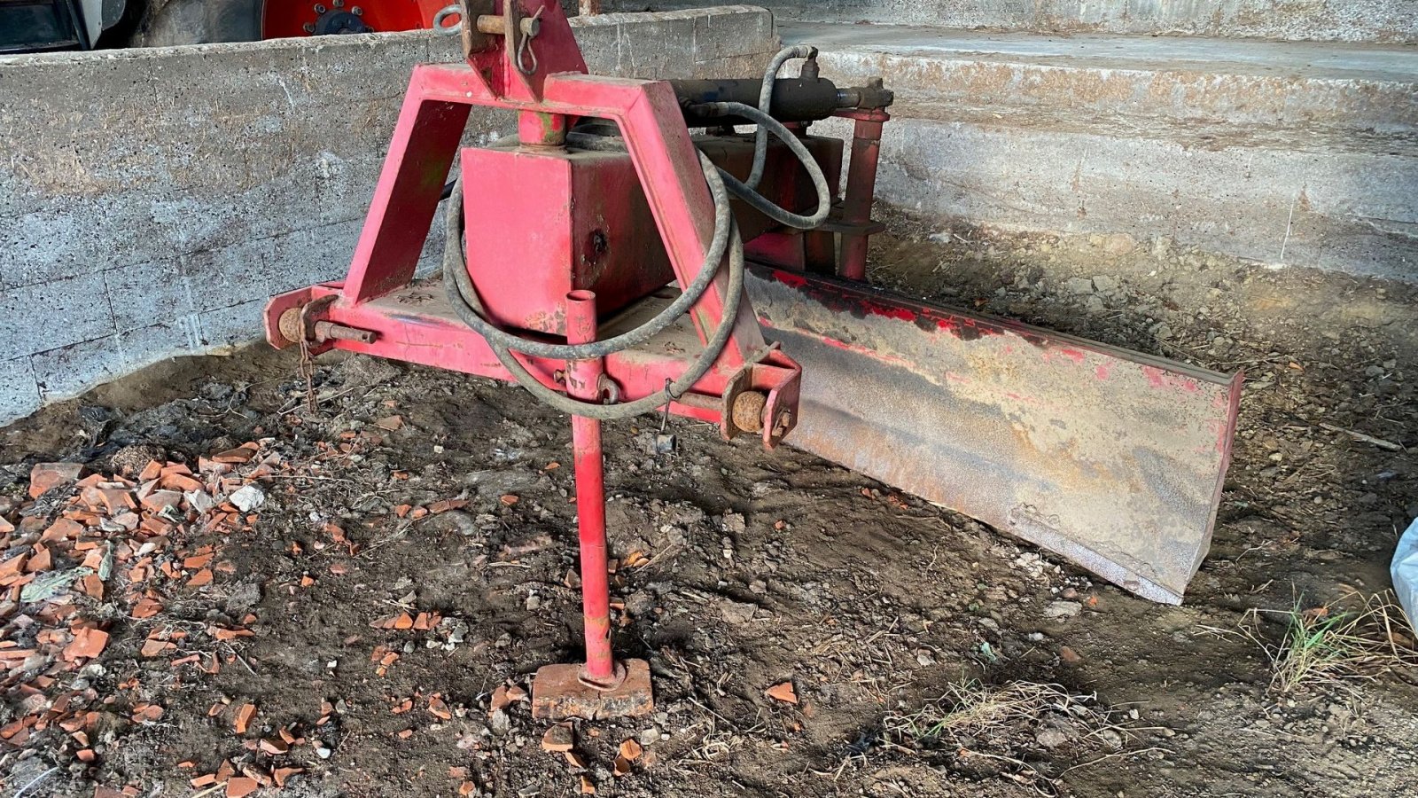 Sonstiges des Typs Sonstige 2,5 m vejhøvl med hydr. sving og støttehjul, Gebrauchtmaschine in Kjellerup (Bild 2)