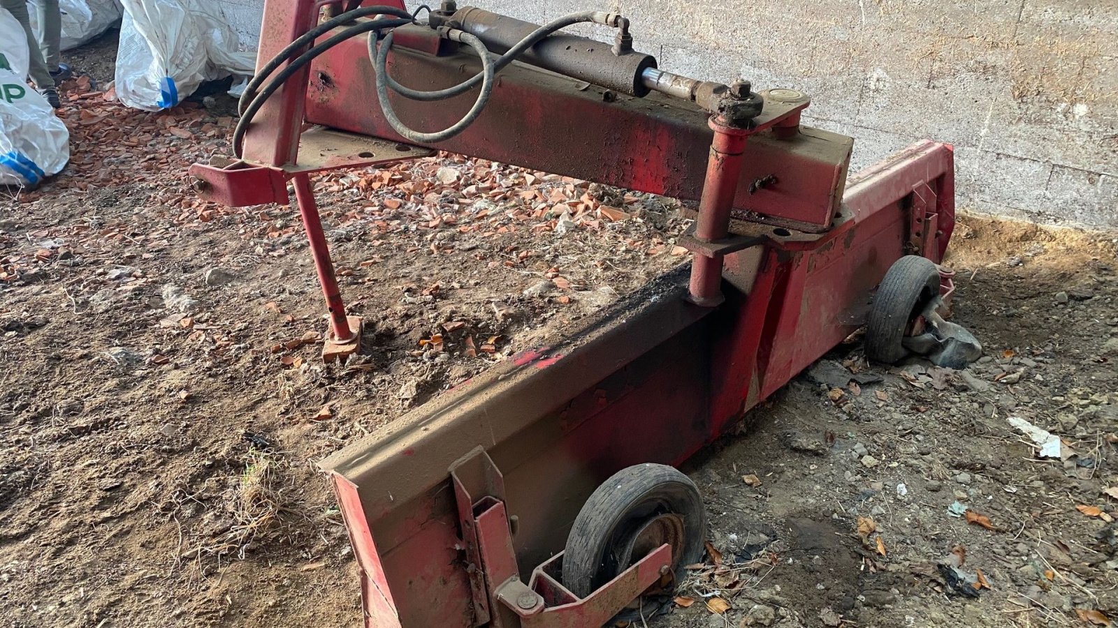 Sonstiges des Typs Sonstige 2,5 m vejhøvl med hydr. sving og støttehjul, Gebrauchtmaschine in Kjellerup (Bild 1)