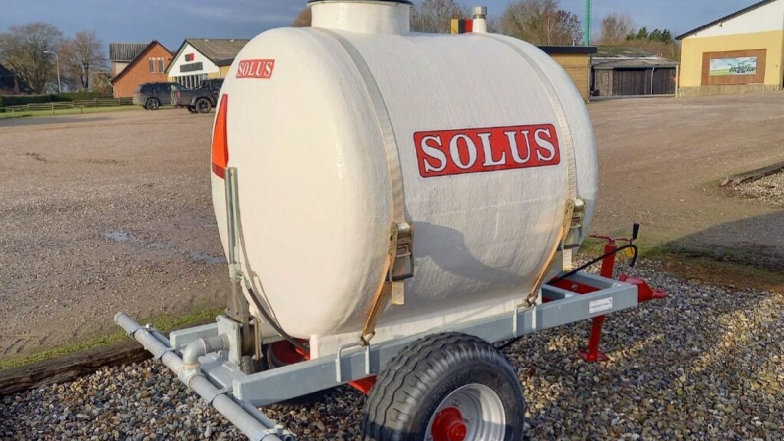 Sonstiges типа Sonstige 2000 l. vandvogn m. spredebom., Gebrauchtmaschine в Rødovre (Фотография 4)