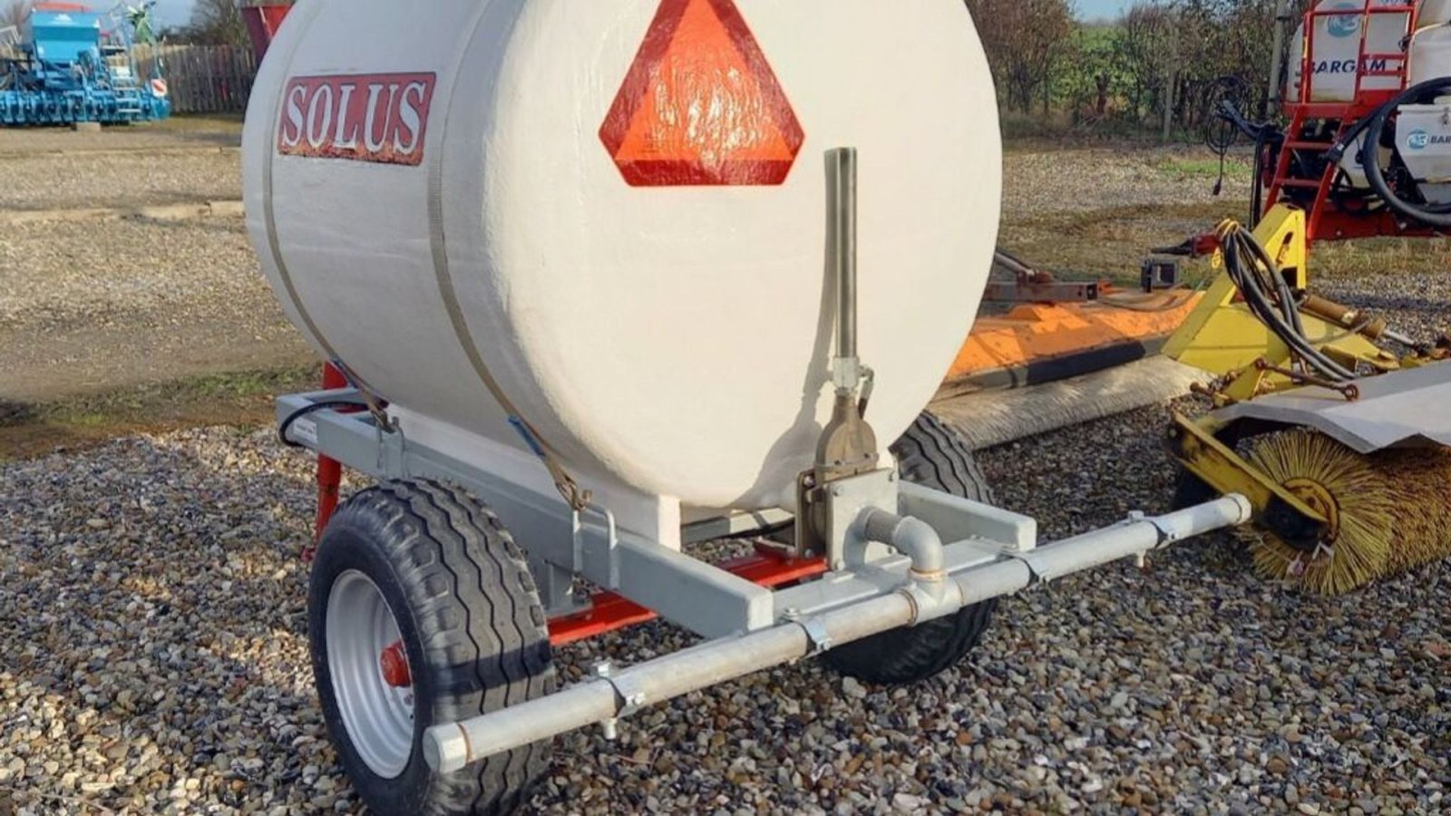 Sonstiges типа Sonstige 2000 l. vandvogn m. spredebom., Gebrauchtmaschine в Rødovre (Фотография 5)