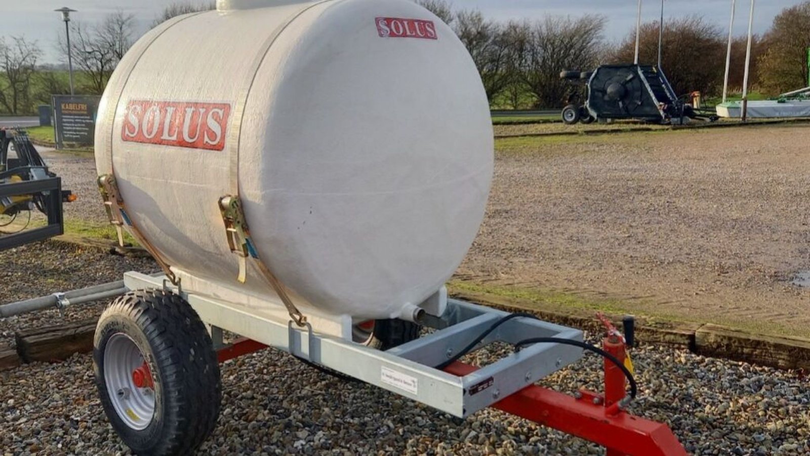 Sonstiges типа Sonstige 2000 l. vandvogn m. spredebom., Gebrauchtmaschine в Rødovre (Фотография 2)