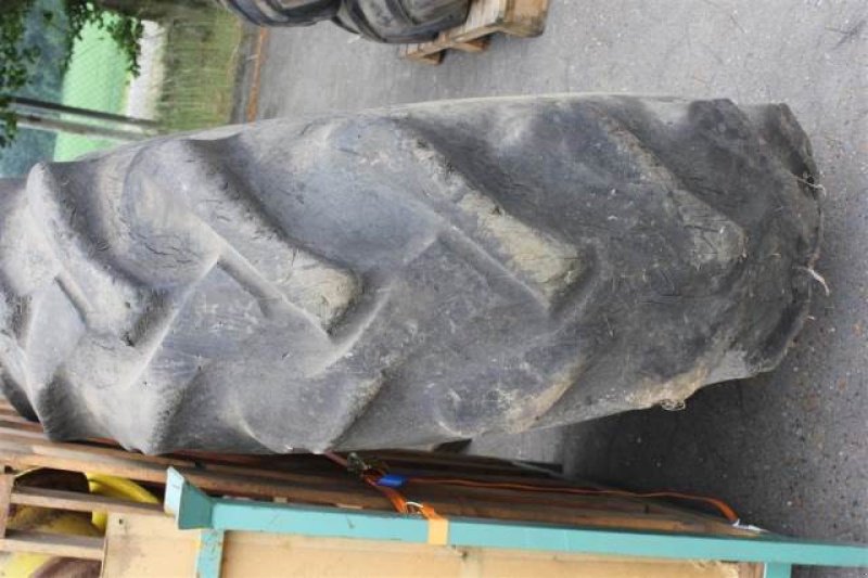 Sonstiges typu Sonstige 28"   16.9/14-28, Gebrauchtmaschine v Hemmet (Obrázek 4)