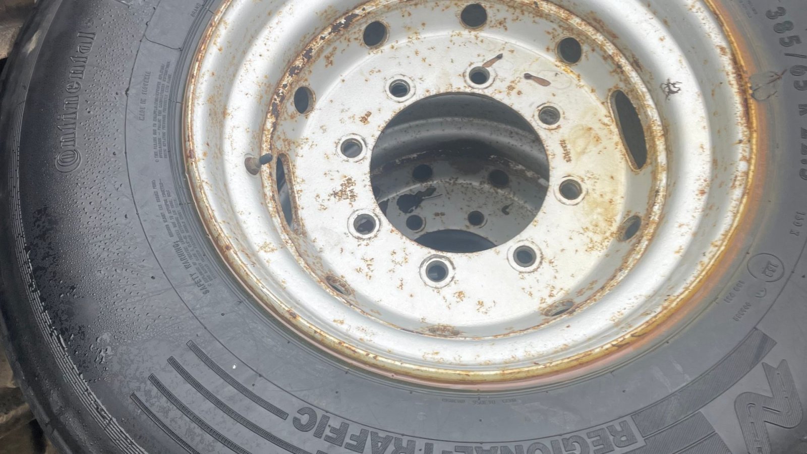 Sonstiges del tipo Sonstige 385/65-22,5, Gebrauchtmaschine en Roslev (Imagen 1)