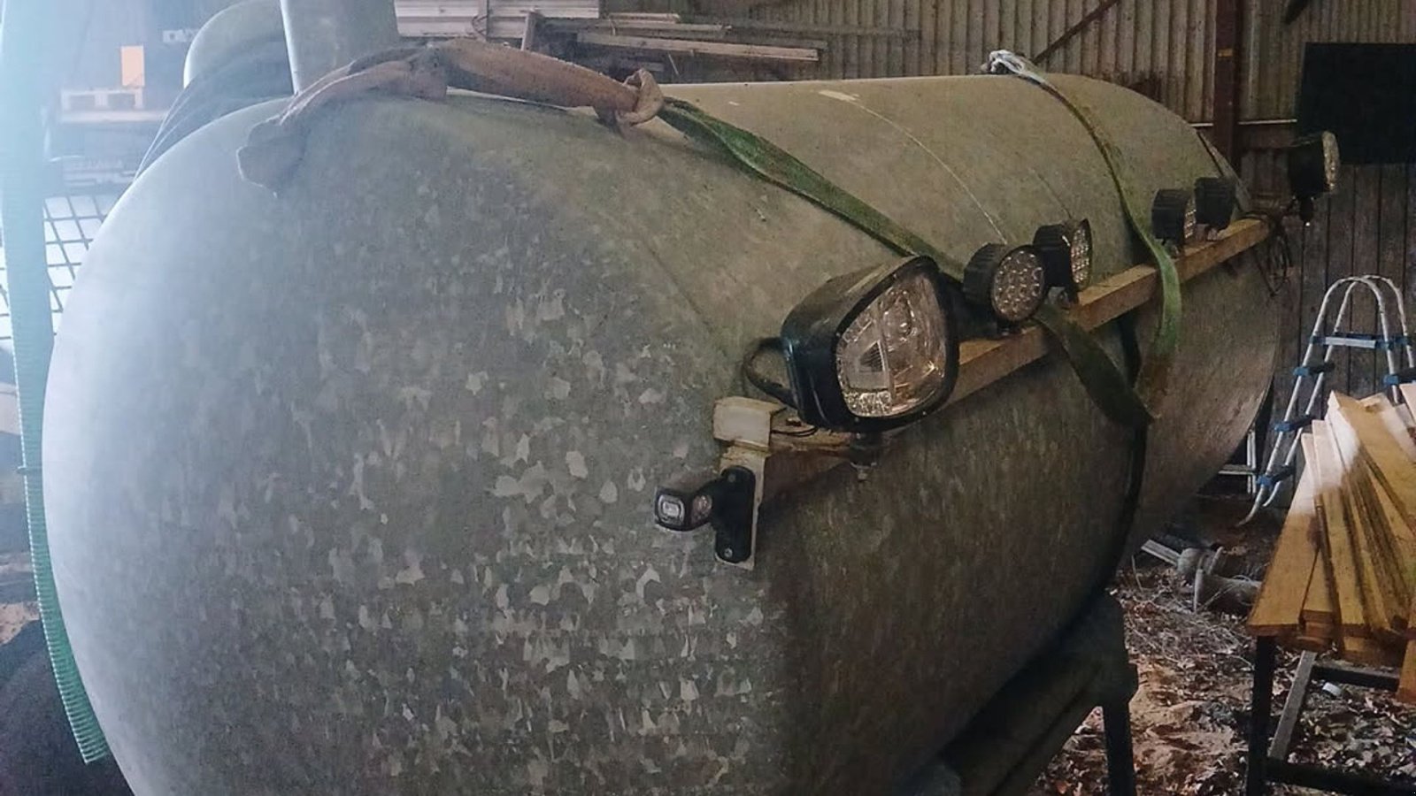 Sonstiges za tip Sonstige 4000 ltr galvaniseret fronttank, Gebrauchtmaschine u Grindsted (Slika 1)