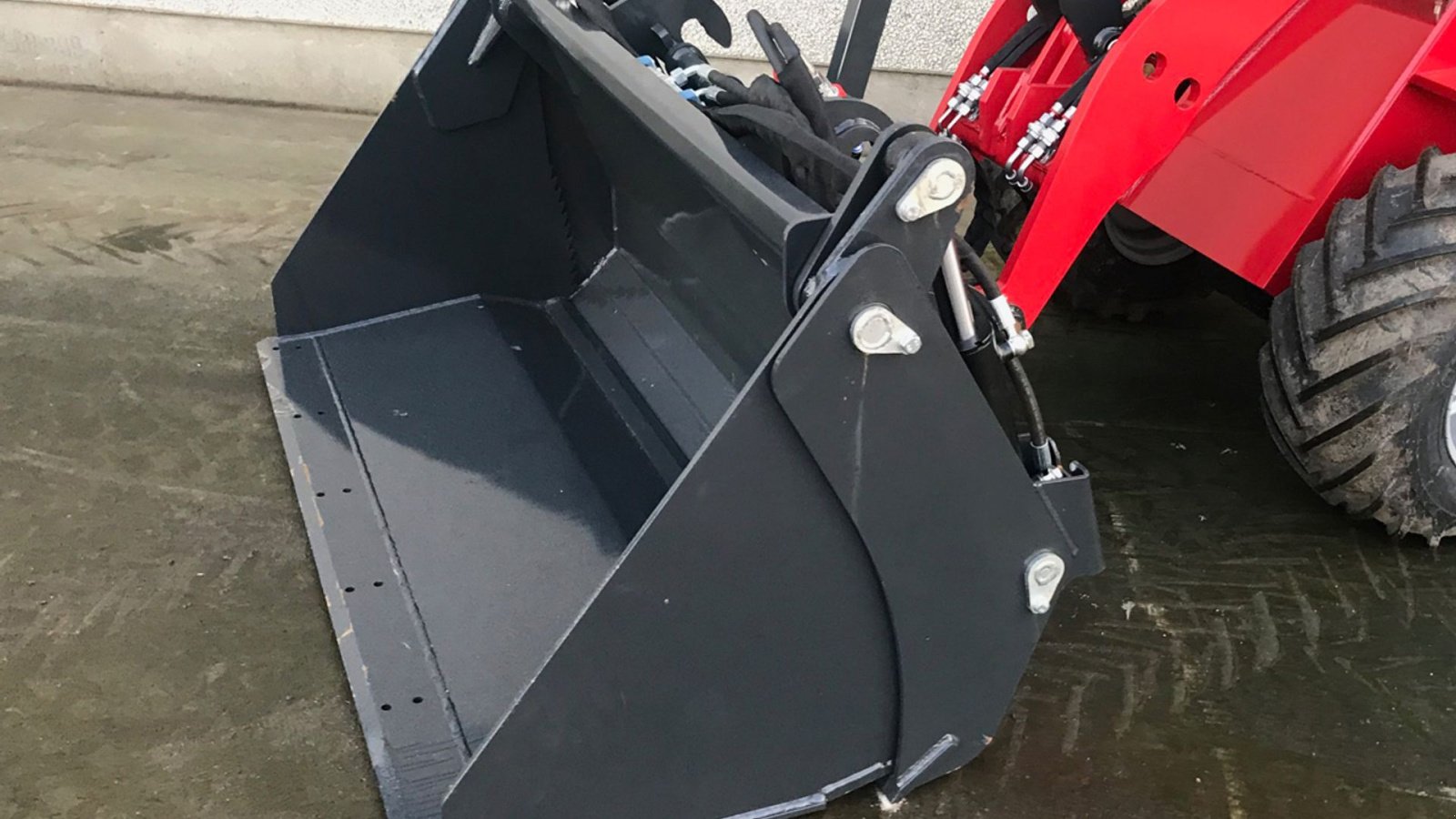 Sonstiges del tipo Sonstige 4iÉn Skovl til minilæsser / frontlæsser 1,2m-2,4m og 0,37m3-0,74m3 4iÈn Skovl til minilæssere og frontlæssere, Gebrauchtmaschine en Dronninglund (Imagen 1)