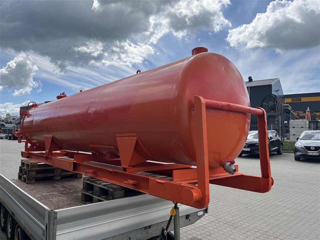 Sonstiges des Typs Sonstige 5-6000 liters container tank. Vandvogn, Gebrauchtmaschine in Rønnede (Bild 4)