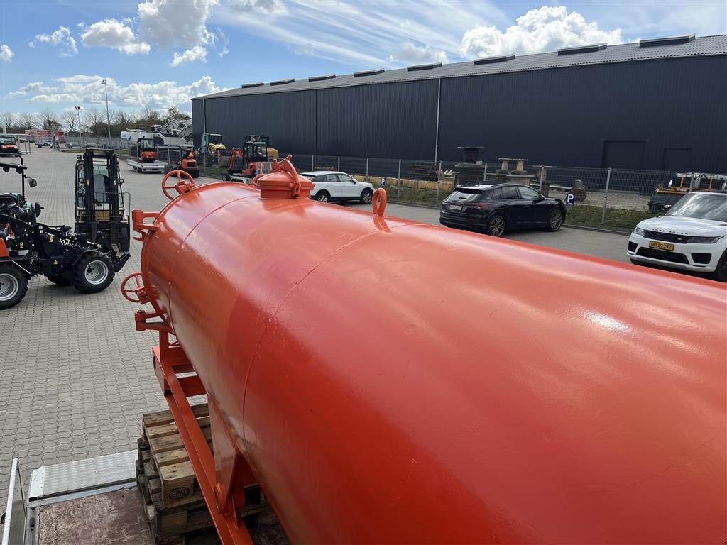 Sonstiges des Typs Sonstige 5-6000 liters container tank. Vandvogn, Gebrauchtmaschine in Rønnede (Bild 10)