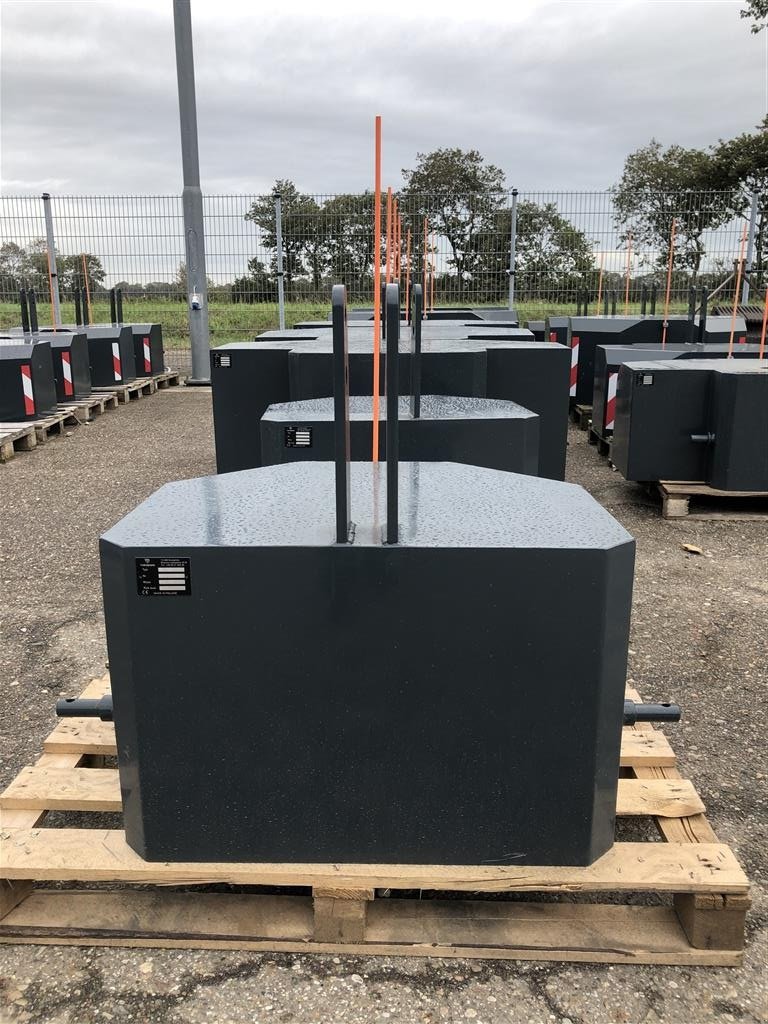 Sonstiges of the type Sonstige 600 kg frontvægt, Gebrauchtmaschine in Rødekro (Picture 2)