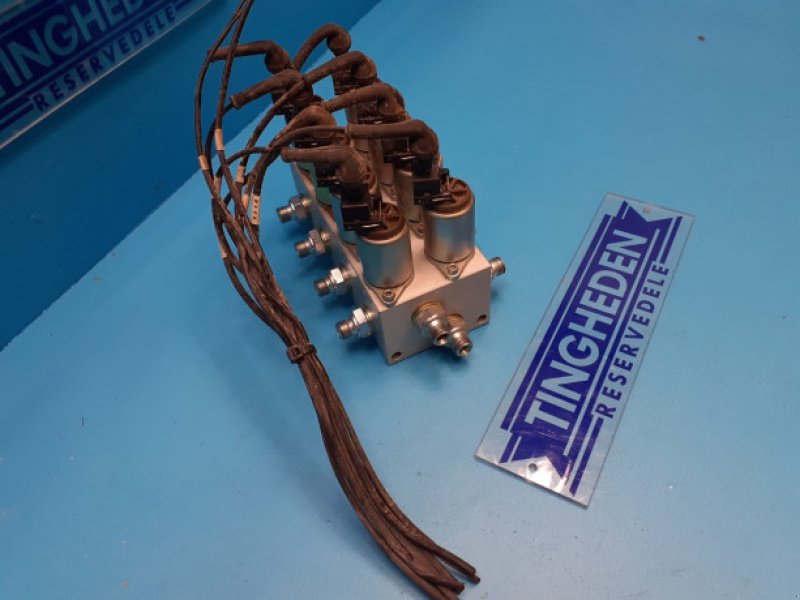 Sonstiges Türe ait Sonstige 8052, Gebrauchtmaschine içinde Hemmet (resim 2)