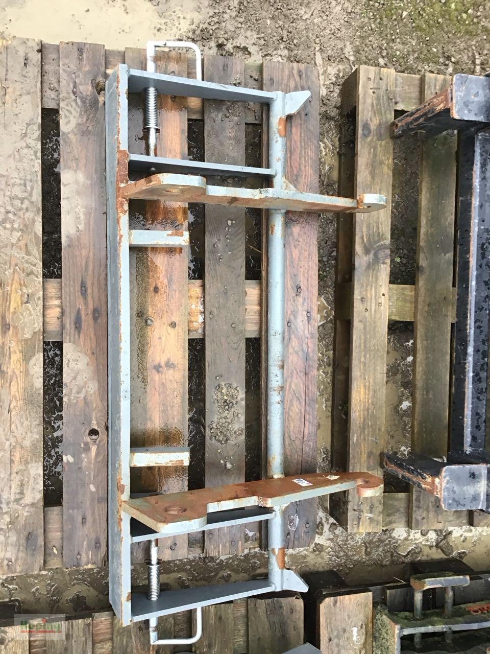 Sonstiges des Typs Sonstige AF Landtechnik JCB 407 auf EURO, Neumaschine in Bakum (Bild 1)