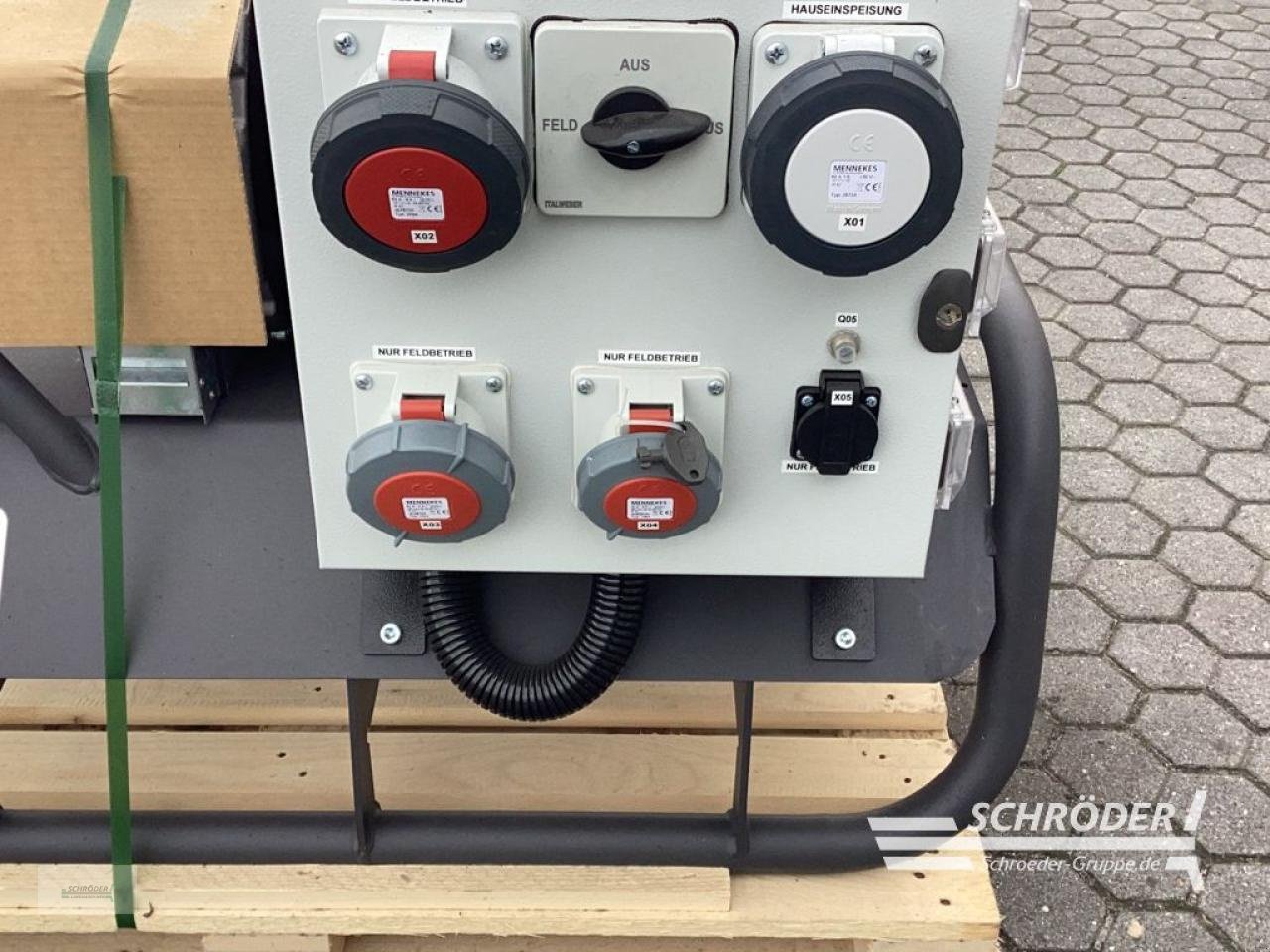 Sonstiges des Typs Sonstige AGROWATT ZAPFWELLENGENERATOR AWB4-40X-H, Neumaschine in Norden (Bild 5)