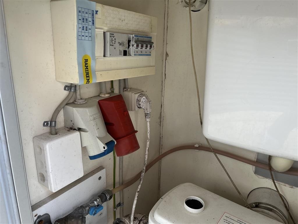 Sonstiges typu Sonstige Badmobil bad 1 toilet vogn med wc bad og kværn., Gebrauchtmaschine v Rønnede (Obrázek 14)