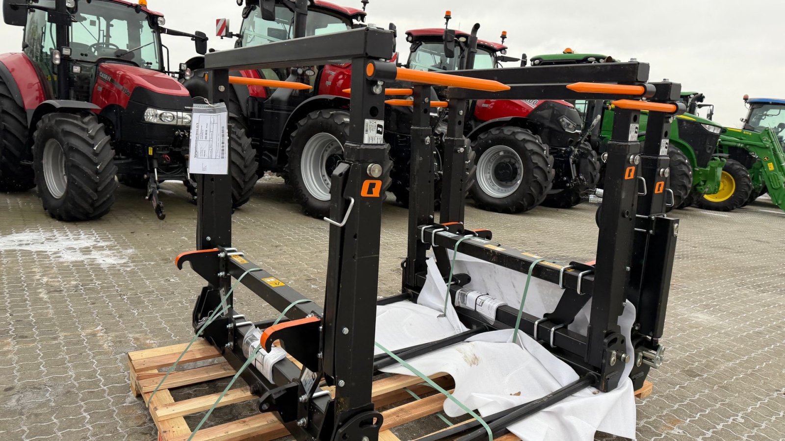 Sonstiges van het type Sonstige BALLEFORK L+150 FABRIKNYE MED OG UDEN HYDRAULISK OPKLAP!, Gebrauchtmaschine in Nørager (Foto 4)