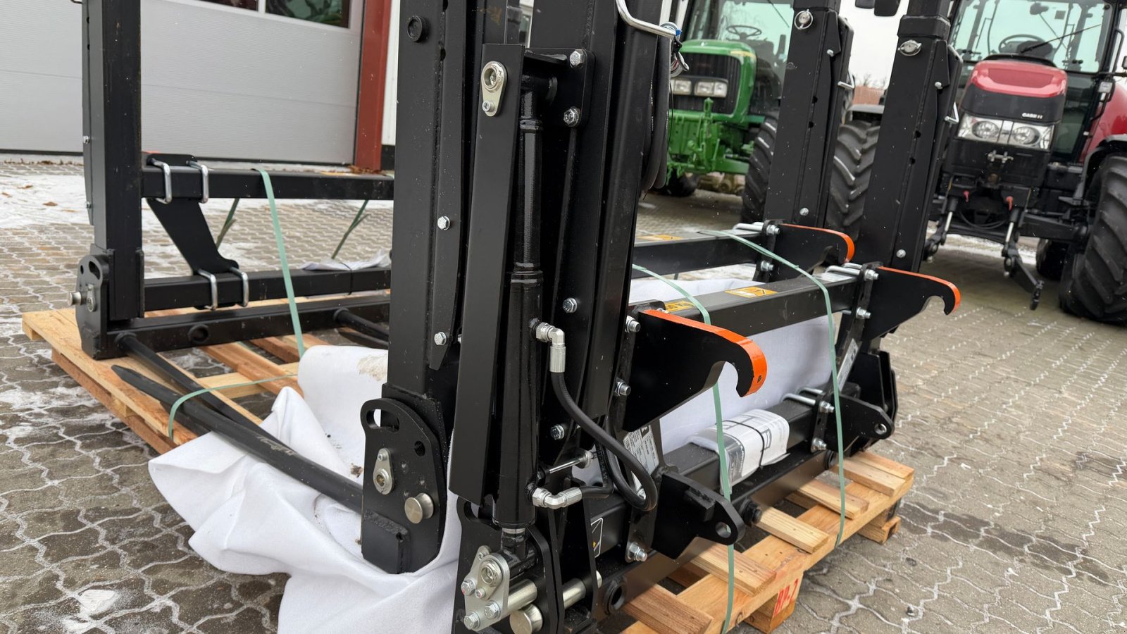 Sonstiges van het type Sonstige BALLEFORK L+150 FABRIKNYE MED OG UDEN HYDRAULISK OPKLAP!, Gebrauchtmaschine in Nørager (Foto 12)