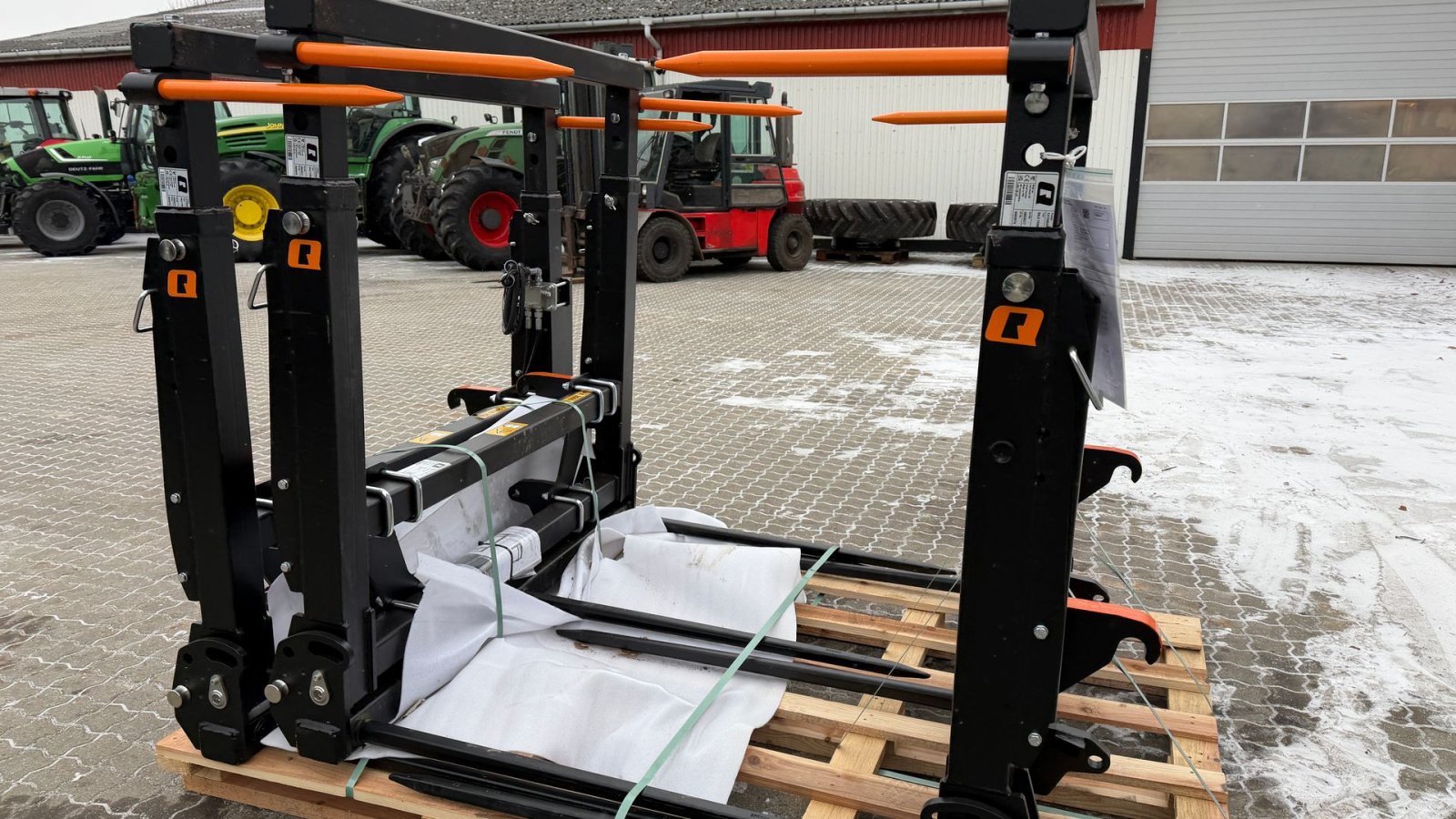 Sonstiges van het type Sonstige BALLEFORK L+150 FABRIKNYE MED OG UDEN HYDRAULISK OPKLAP!, Gebrauchtmaschine in Nørager (Foto 10)